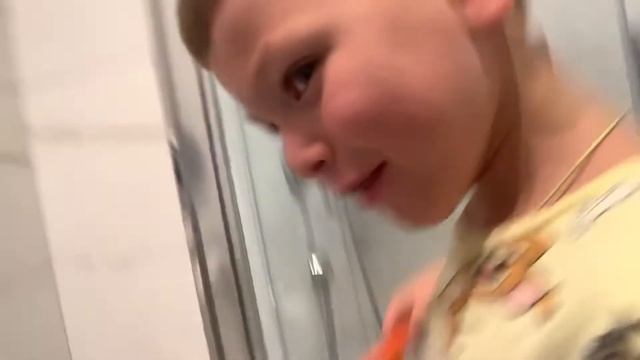 Я рыбачу в унитазе! ? ? смотреть онлайн