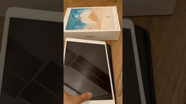 Ipad Pro 2017 10.5inch Wifi-Cellular 2nd Resmi смотреть онлайн