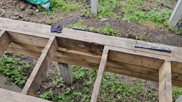 Стройка началась/строим дом своими руками/сносим старое крыльцо/жизнь на севере. смотреть онлайн