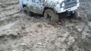 Покатушки на УАЗе первый выезд после постройки