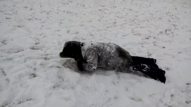 Крымские бабушки в снегу, с новым годом! смотреть онлайн