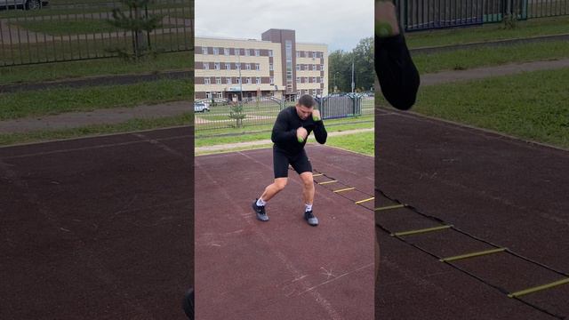 Упражнение для отработки прямого удара и защиты |отработка ударов и уклонов #спорт #sport #fitness смотреть онлайн