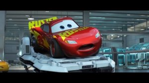 Молния МакКуин на Симуляторе (Тачки 3, тренировка МакКуина) 1080р