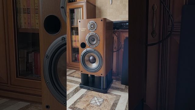 ONKYO D77 MRX