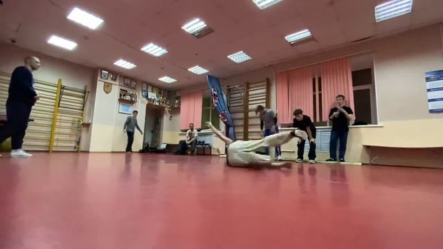 My expressive training round смотреть онлайн