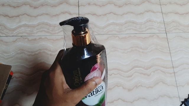 Dabur Vatika Shampoo Unboxing смотреть онлайн