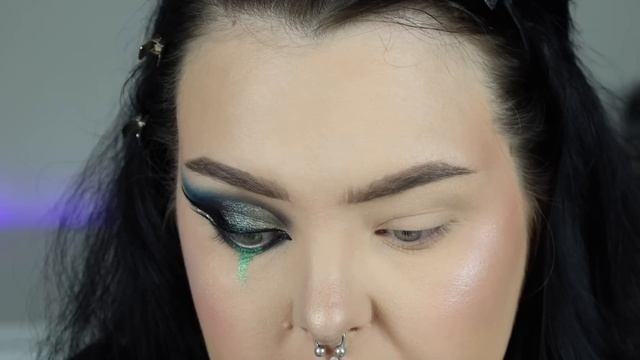 Обзор на новую коллекцию Beauty Bomb Dark Academia смотреть онлайн