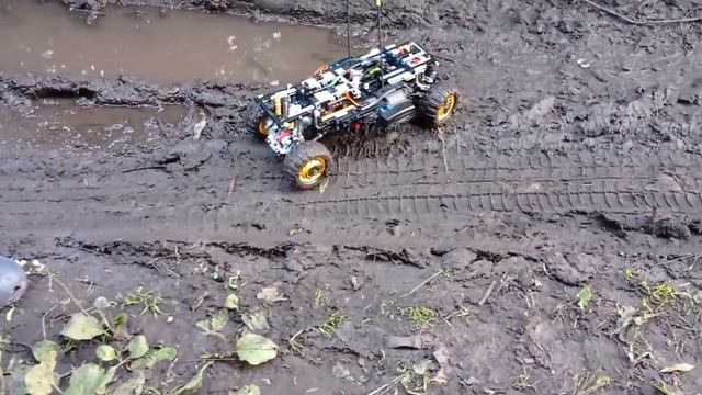 лего техник самоделка краулер 4х4 на четырех багги моторах тест драйв смотреть онлайн