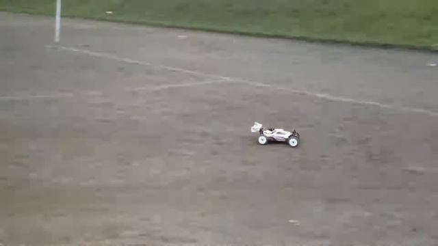 HoBao Hyper SS .21 Nitro buggy jump practice bashing смотреть онлайн