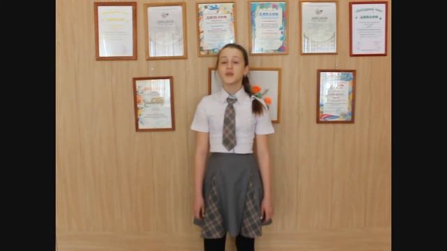 Салтыкова Настя, стихотворение "Это было в мае на рассвете", Г.Рублев смотреть онлайн