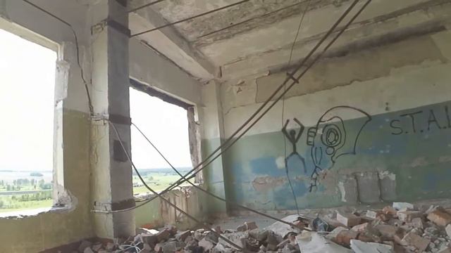 Пилю видос из заброшенной ракетной части смотреть онлайн