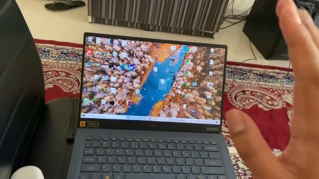 Acer Swift 5. Can you game on this ultraportable laptop!!! смотреть онлайн