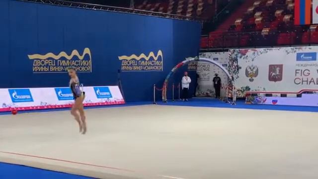 Дина Аверина обруч смотреть онлайн