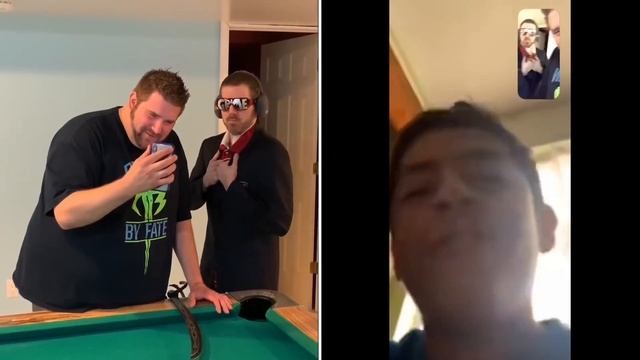 Surprising A BIG FAN w/THE GIFT of GRIME смотреть онлайн
