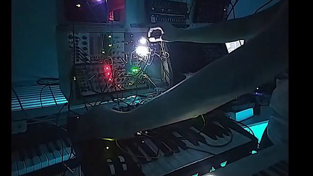 Live Modular performance or something i guess смотреть онлайн