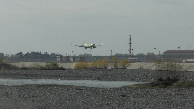 Взлеты и посадки 4К 2017. Аэропорт Сочи. Panasonic HC-VXF-990