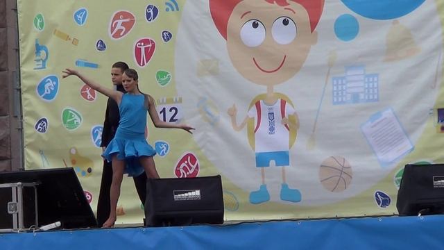 Богдан Довгалев и Анна Томашевская Джайв | День физической культуры и спорта Украины смотреть онлайн