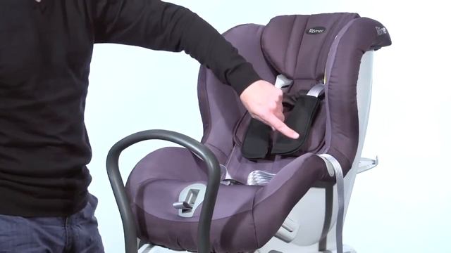 Britax Römer Max-Fix | замена плечевых накладок смотреть онлайн