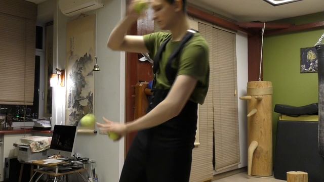 Жанглёр В КЛУБЕ ЮН ЧУН - 509 Igor Zhigalov 07.10.2023г. смотреть онлайн