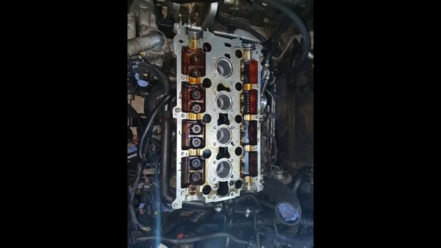 Volvo S40 2.0 Turbo Zylinderkopf DEMONTIEREN смотреть онлайн