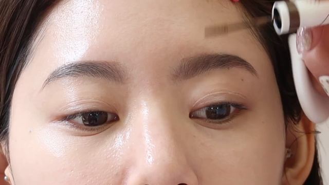 We gave our subscriber a makeup & hair transformation | Q2HAN смотреть онлайн