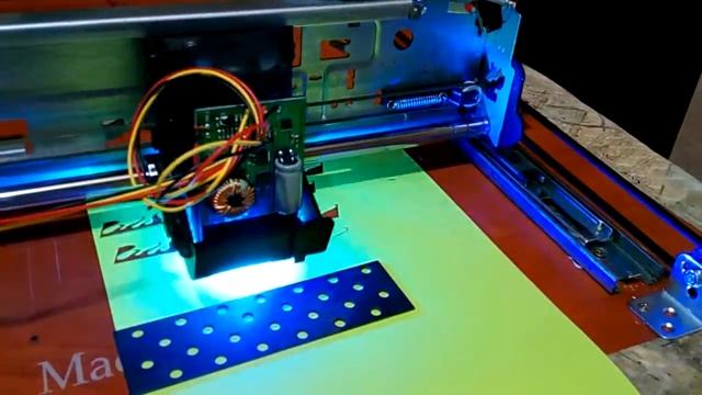 Резка бумаги лазером, бюджетный вариант. смотреть онлайн