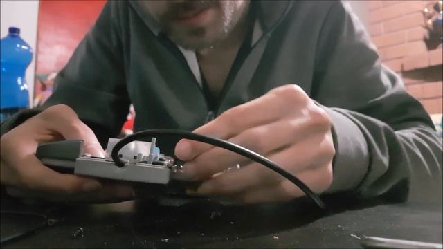 Fixing the dpad on my N64 controller смотреть онлайн