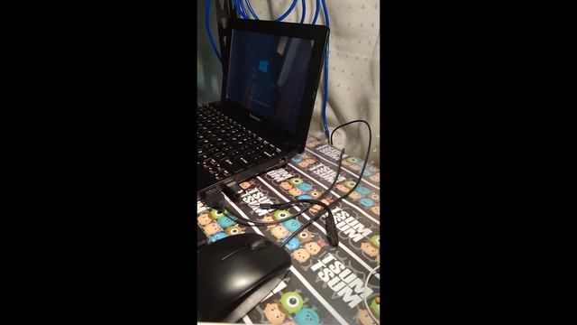 Installing Windows 10 on Lenovo S100 смотреть онлайн