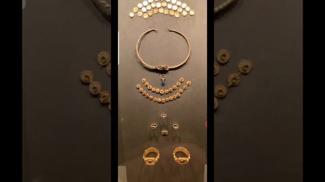 Золотая кладовая. Перещепинский клад. Рассказывает Анастасия Семёнова. Прямые эфиры Эрмитажа. смотреть онлайн