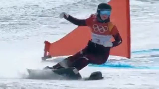 БЕЛКА «ПОДРЕЗАЛА» СНОУБОРДИСТКУ НА ОЛИМПИАДЕ смотреть онлайн
