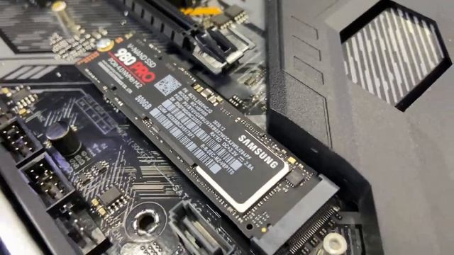 بي سي خارق İNNO3D RTX 3060 12GB مع معالج جبار i9-10900 وكيس DRAGOS ROBOTIC الحديثة смотреть онлайн