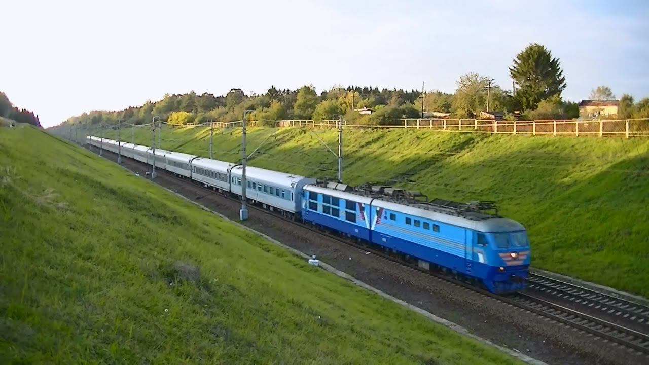 ЧС200-009 с поездом "Невский Экспресс" Санкт-Петербург - Москва смотреть онлайн