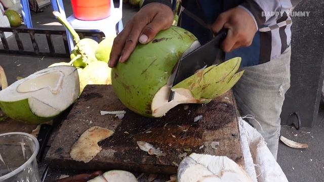 Amazing Coconut Cutting Skills-Happy Yummy-Cambodia Street Food смотреть онлайн