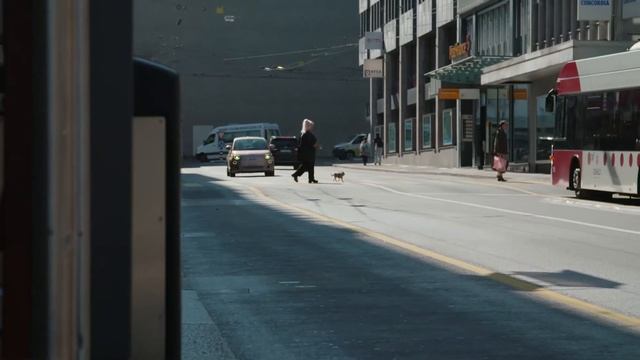 Fiat 500e La Prima 3+1 La nouvelle ère de la conduite durable chez Schwaller Garage SA. смотреть онлайн