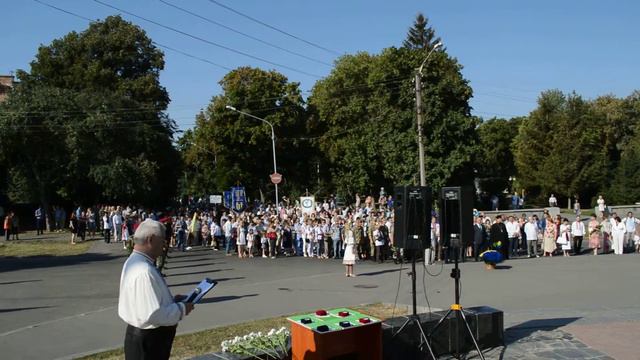 День Незалежності біля пам"ятника загиблим козакам у Полтаві смотреть онлайн