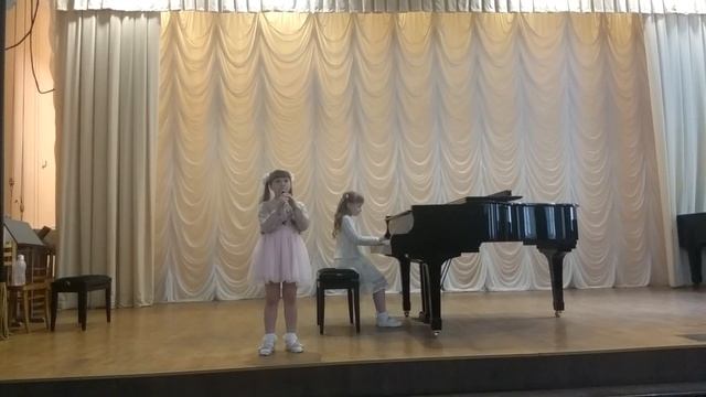 Л. Бетховен Контрданс. Т.Вернер Танец маленьких утят. смотреть онлайн