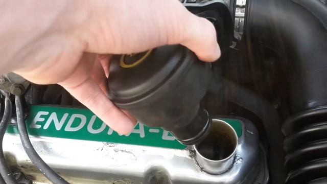 remove the oil cap from a mk5 ford fiesta смотреть онлайн