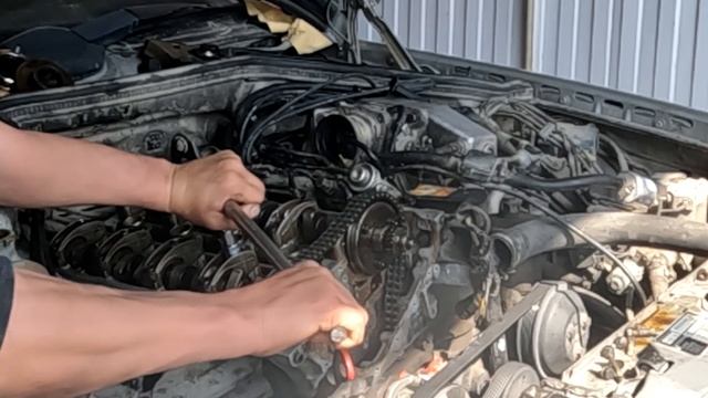 Замена прокладки под головкой м111 мотор. w124 смотреть онлайн