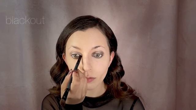Eva Green Makeup Tutorial смотреть онлайн