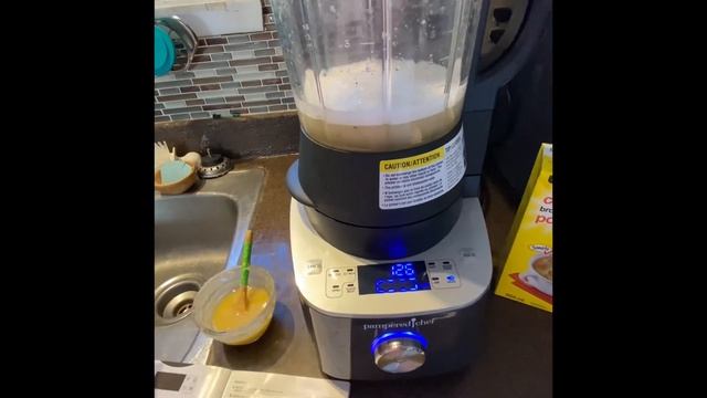 Gravy made in the Pampered Chef Deluxe Cooking Blender! смотреть онлайн