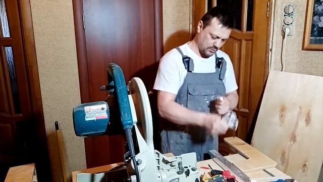 Стол-трансформер. Дорабатываем расширители. смотреть онлайн