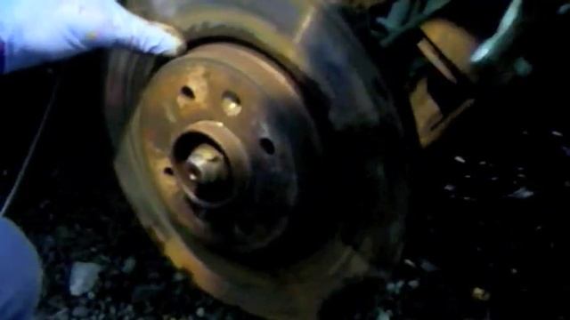 How to change Brake Discs & Pads - Renault Megane смотреть онлайн