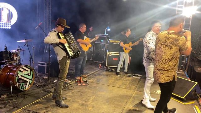 ABERTURA DO SHOW EM VARZELANDIA MG/JOAO MORENO E MARIANO; NILLO ROCHA SANFONA AO VIVO смотреть онлайн