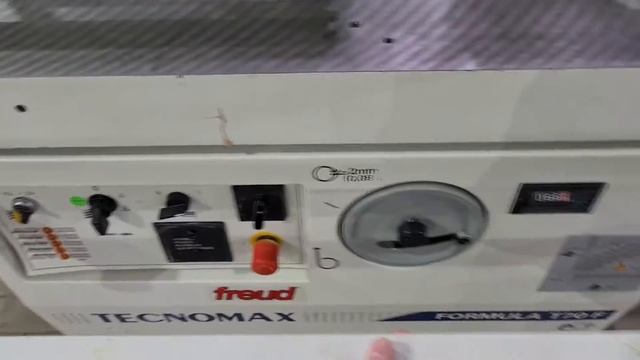 Фрезерный станок бу SCM Tecnomax Formula T70 F смотреть онлайн