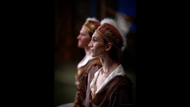Опера и театральный портрет. Часть 18 смотреть онлайн