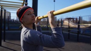 Как научиться подтягиваться с нуля || Подтягивания для девушек