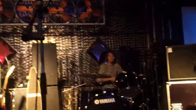 Нервы.Женя и барабаны.Мурманск.Dance Hall Magnit.27.09.13 смотреть онлайн