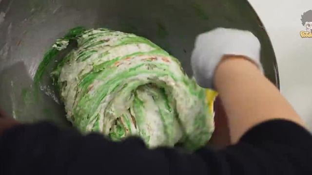 Лучшая подборка уличной еды, Пончики, Поджаренные, Макарун, Сашими из лосося, Морепродукты, Теппанья смотреть онлайн