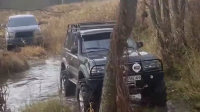 Испытываем мою малышку. Toyota Tundra. Испытание внедорожника смотреть онлайн