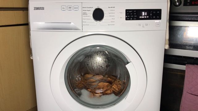 Zanussi ZWF844B3PW - Easywash 60'